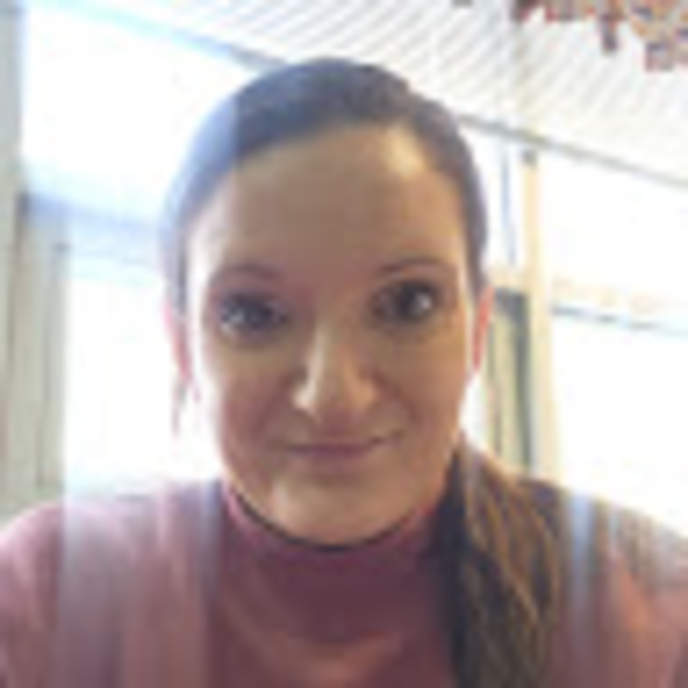 Meet your Posher, Holly